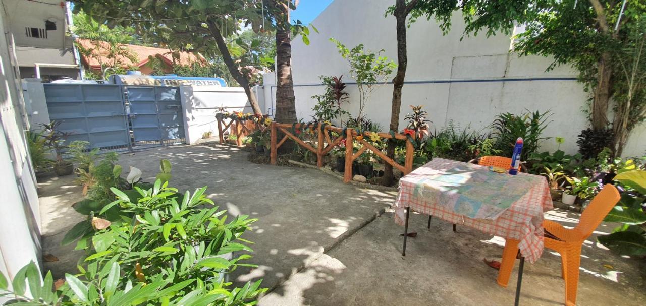 House For Rent Iloilo Arevalo Villa Luaran gambar